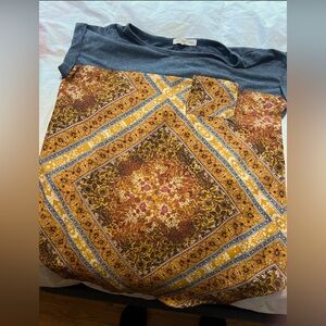 Rewind Women Size S Grey Tunic Top with Geometric Print